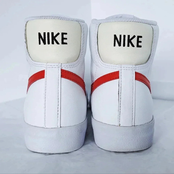 Nike Blazer GS Mid '77 White/Coconut Milk/White/Picante Red 4.5Y (23.5cm) - Picture 7 of 8